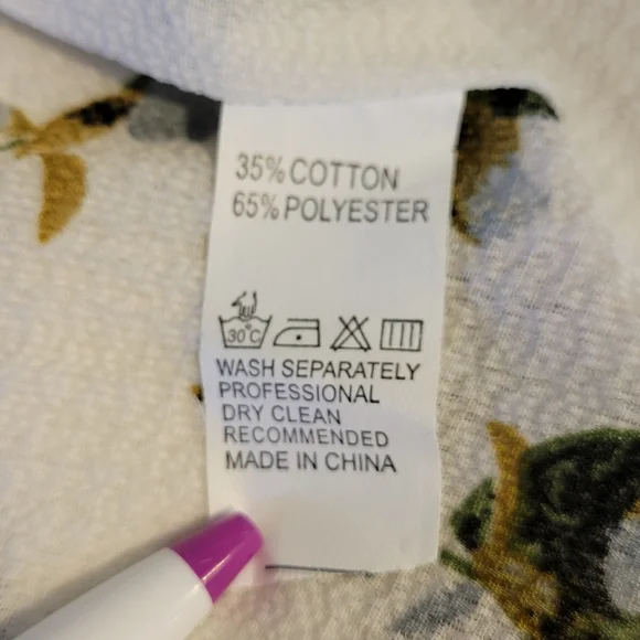 Floral Top - Picture 5 of 5